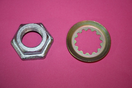Ritzelmuttern und Sicherungsbleche Ritzelmuttern und Sicherungsbleche