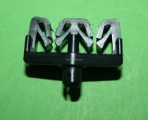 Halter Bowdenzug Tachowelle Kabel 2-fach für Lochdurchmesser: 6,5 - 6,7 Kabelhalter 2 fach