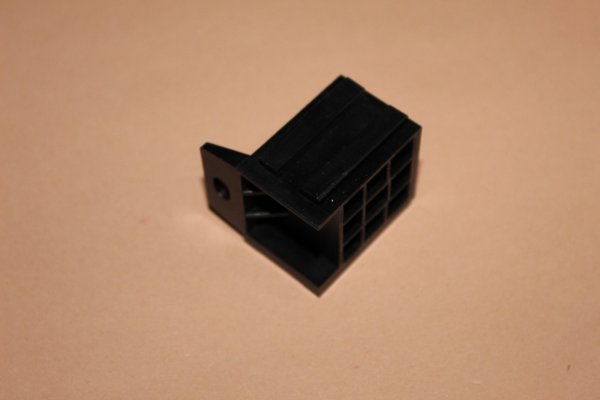 Steckergehäuse 9-polig schwarz Hella mit SAE-Steckerbild